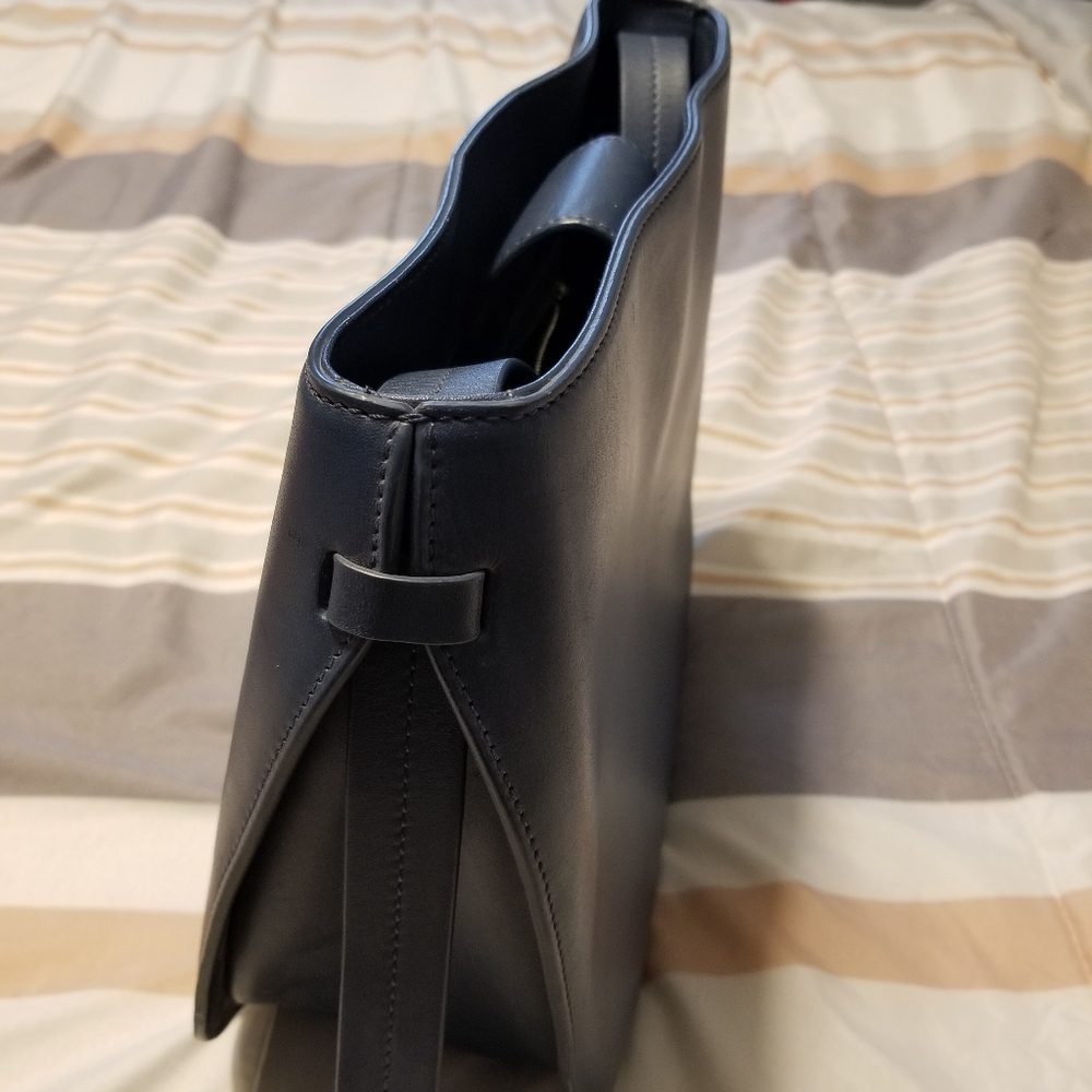 Purse - Picture 3 of 5